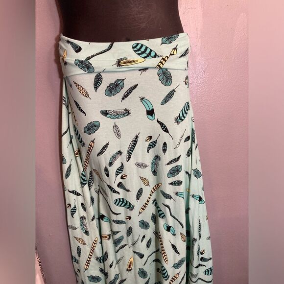 LuLaRoe green feather maxi skirt - Picture 2 of 5